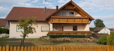 Schönes Einfamilienhaus mit DoGa und Carport