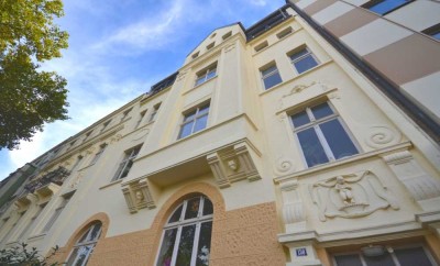 Kreuzviertel! Modernisierte Altbauwohnung mit GARTEN in herrschaftlichem Jugendstilhaus!