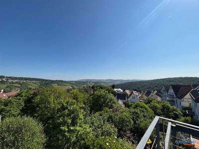 Großzügige 3-Zimmer-Maisonette-Wohnung mit traumhafter Aussicht!