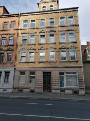 2 Raum Wohnung renovierungsbedürftig zu vermieten