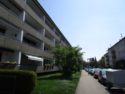Kornwestheim -  1-Zi.-Single-Appartment. Westbalkon. Wannenbad.