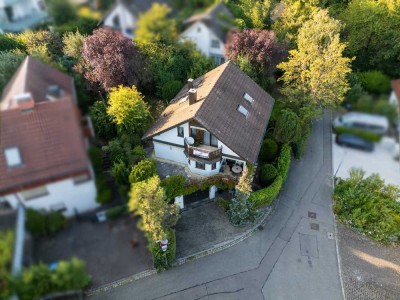 Traumhaftes Einfamilienhaus mit Einliegerwohnung in ruhiger Sackgassenlage