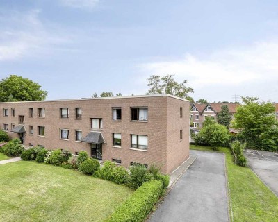 Modernisierte 3-Zimmer-Wohnung mit großem Balkon und Garage
