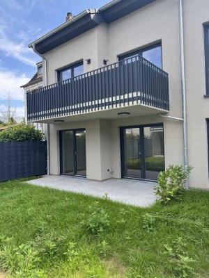 ERSTBEZUG: 2-Zimmer-Neubauwohnung mit eigener Terrasse & Garten