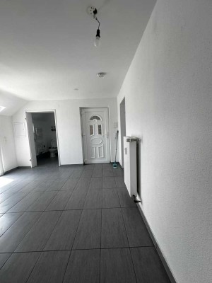 Attraktive 3-Zimmer-DG-Wohnung mit großer Terrasse in Schwörstadt