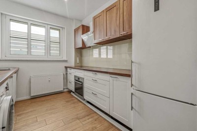 Neuwertige 1-2 Zimmerwohnung mit moderner Küche & schönem Bad - bezugsfrei