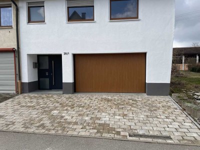 Komplett renoviert, viel Platz für Familie / Hobby / Arbeit