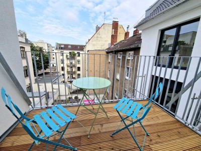 Neuwertiges 1,5-Zi.-Penthouse mit Balkon in Köln Altstadt-Nord
