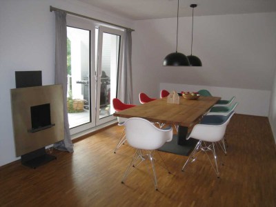 Exklusive 5-Zimmer-Dachgeschosswohnung mit gehobener Innenausstattung mit Balkon und EBK in Hannover