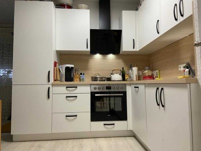 4-Zimmer-Wohnung: EBK, Parkplätze und ca. 50m2 Terrasse zu vermieten in Bammental