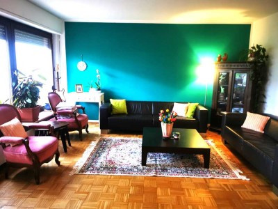 Elegante, große Erdgeschosswohnung mit Veranda & Garten