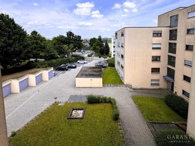 SOFORT FREI -- 3,5 Zimmer-Wohnung mit Balkon!