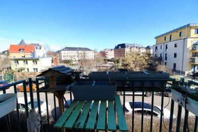 Gepflegte kleine Wohnung mit Balkon in ruhiger Lage und sehr guter Infrastruktur