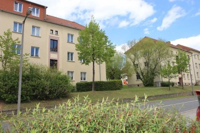 Praktische, helle und günstige 3-Raum Wohnung in Gera-Leumnitz!