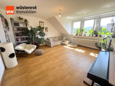 Helle Dachgeschosswohnung mit Wohlfühlcharakter in Koblenz