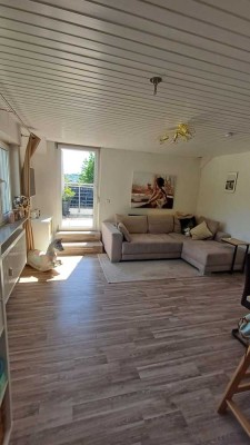 Wundervolle 2,5-Zimmer-Dachgeschosswohnung mit Dachterrasse in Plochingen