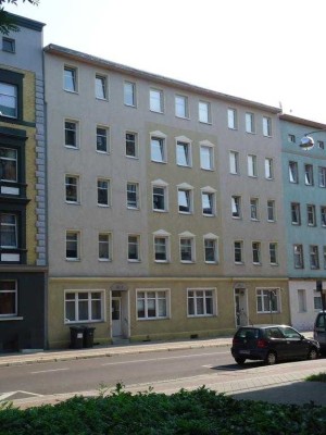 Helle Wohnung mit Dachterrasse, EBK und Stellplatz