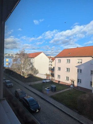 Ruhig gelegene neu renovierte 2-Raum-Wohnung in MD-Sudenburg sucht Sie!!