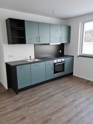 Neuwertige 1,5-Zimmer-Erdgeschosswohnung mit Terrasse und EBK in Vogt