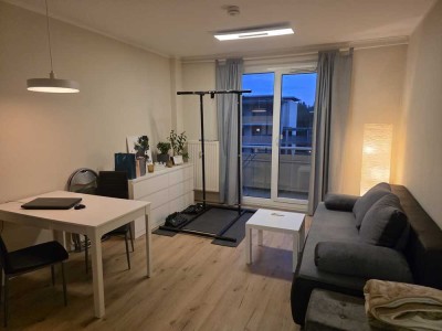 Nachmieter gesucht! Helle möbelierte 1-Zimmer Wohnung mit Balkon im 3. OG in Aue