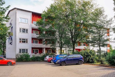 3-Zimmer-Wohnung mit Tageslichtbad und Balkon //  1.OG rechts