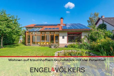 **NEUER PREIS** Großzügiges Wohnen auf traumhaftem Grundstück mit viel Potential!