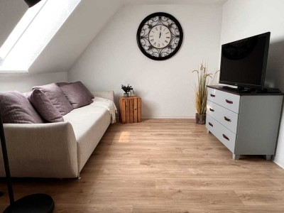 Möbilierte, ruhige 2-Zimmer Dachgeschosswohnung in Zwenkau am See