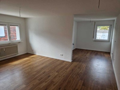 ERSTBEZUG-Schöne 2 Zimmer-Dachgeschoss-Wohnung in Baden-Baden
