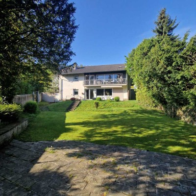 Waldnahe EG Wohnung 102 qm - unmöbliert -  mit alleiniger Gartennutzung