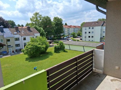 2 Zimmer Wohnung mit 2 Balkonen