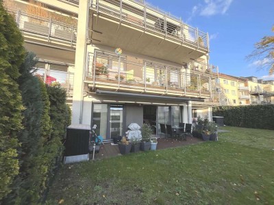 *TOP*Hochwertig ausgestattete 2 Raum Wohnung Citynah am Stadtgarten mit Garten und TG-Stellplatz
