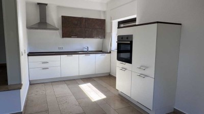 Geschmackvolle 2-Raum-DG-Wohnung in Bad Münstereifel Iversheim mit Einbauküche