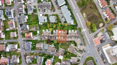Vollständig renovierte 2-Raum-Wohnung mit Balkon und Einbauküche in Bad Vilbel
