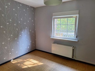 Preiswerte, gepflegte 6-Zimmer-Doppelhaushälfte in Bad Bodenteich