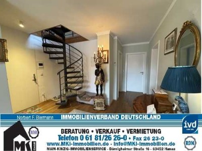 Maisonettewohnung mit Blick auf Schloss Philippsruhe