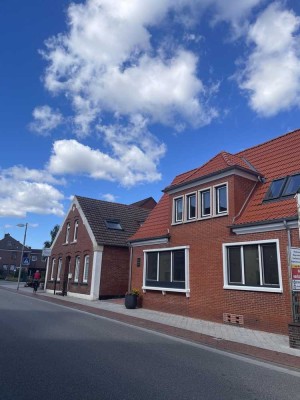 NORDSEEKÜSTE: 80 m² DG - Ausbauwohnung mit separatem Eingang und KFZ-Stellplatz