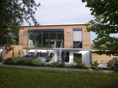 Loft-Architektenhaus Pentling in gehobener Ausstattung und ruhiger Nebenstrasse