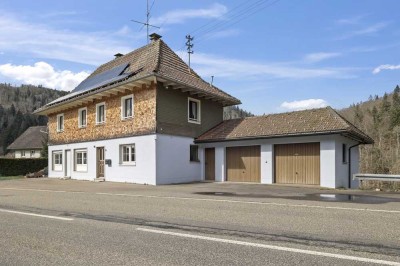 1-Familienhaus mit Ausbau- und Bauplatzpotenzial - ehemalige Gaststätte mit viel Charme im  Albtal
