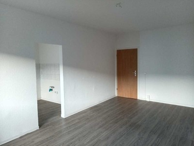 Nachmieter gesucht: 3-Zimmer Wohnung mit Balkon & Wanne in Rostock-Toitenwinkel