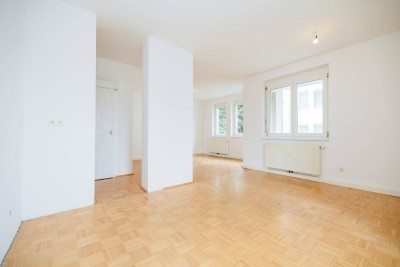 ABSOLUTE RUHELAGE I LOGGIA I LICHTDURCHFLUTET I PARKETT I BADEWANNE I AB SOFORT I PROJEKT WOHNEN I