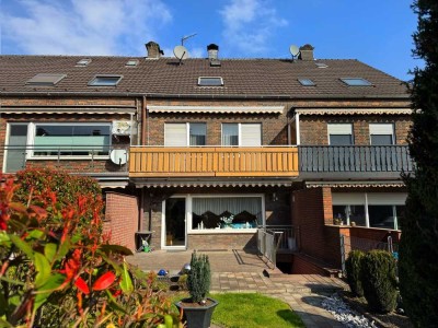 Geräumiges Reihenhaus mit gepflegtem Garten und Garage - Bezugsfrei!