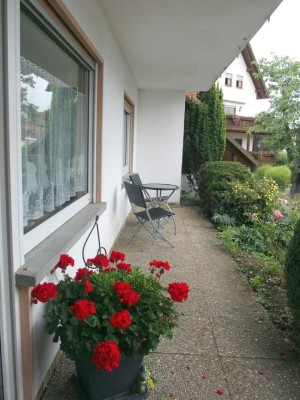 **Für berufstätige Einzelperson oder Rentner** Schöne  2-Zi.-Whg. mit Terrasse...