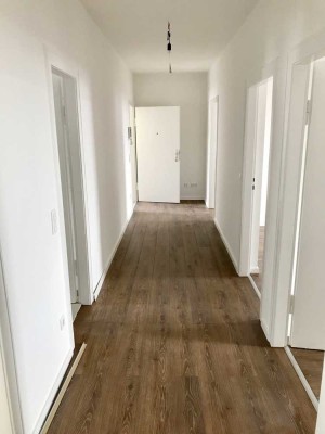 3-Zimmer-Wohnung mit geschicktem Schnitt und Skyline-Blick im beliebten Bahnhofsviertel!
