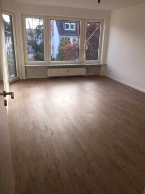 4-Zimmer-Küche Bad Wohnung mit Balkon in Koblenz Moselweiß