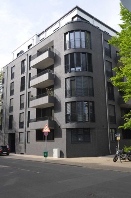 Tolle 3-Zi-Komfort-Neubau-Whg. mit großem Balkon u. EBK !