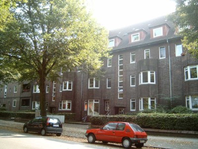 Von Privat -  2,5 Zi. Whg. - Wohnstraße in Fuhlsbüttel - trotz Flughafennähe ruhige Lage