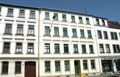Ab 1.12.25! Helle, zentrumsnahe 3-Raumwohnung mit Balkon und EBK!