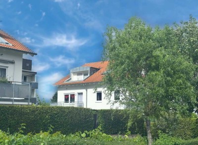 Schnuckelige Wohnung mit großem Balkon in ruhiger Lage!