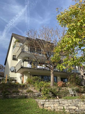 3-Zimmer-DG-Wohnung mit Garage - Garten - Panoramablick - provisonsfrei!