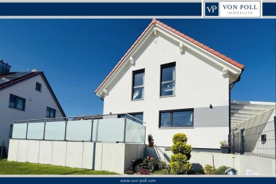 Neuwertiges modernes Einfamilienhaus mit sonnigem Garten und großzügiger Terrasse - bezugsfertig